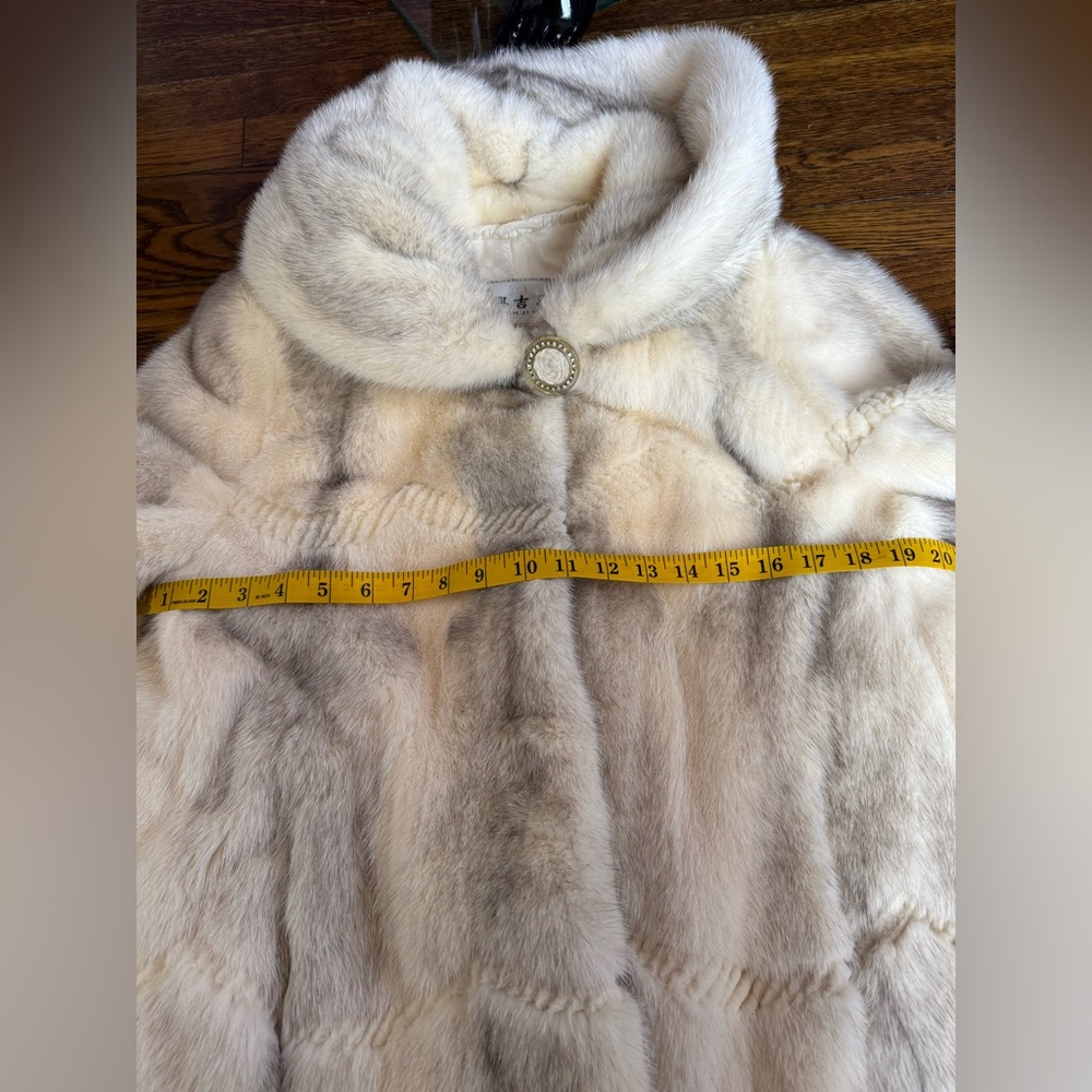 White ivory cream mink fur coat jacket - Picture 11 of 16